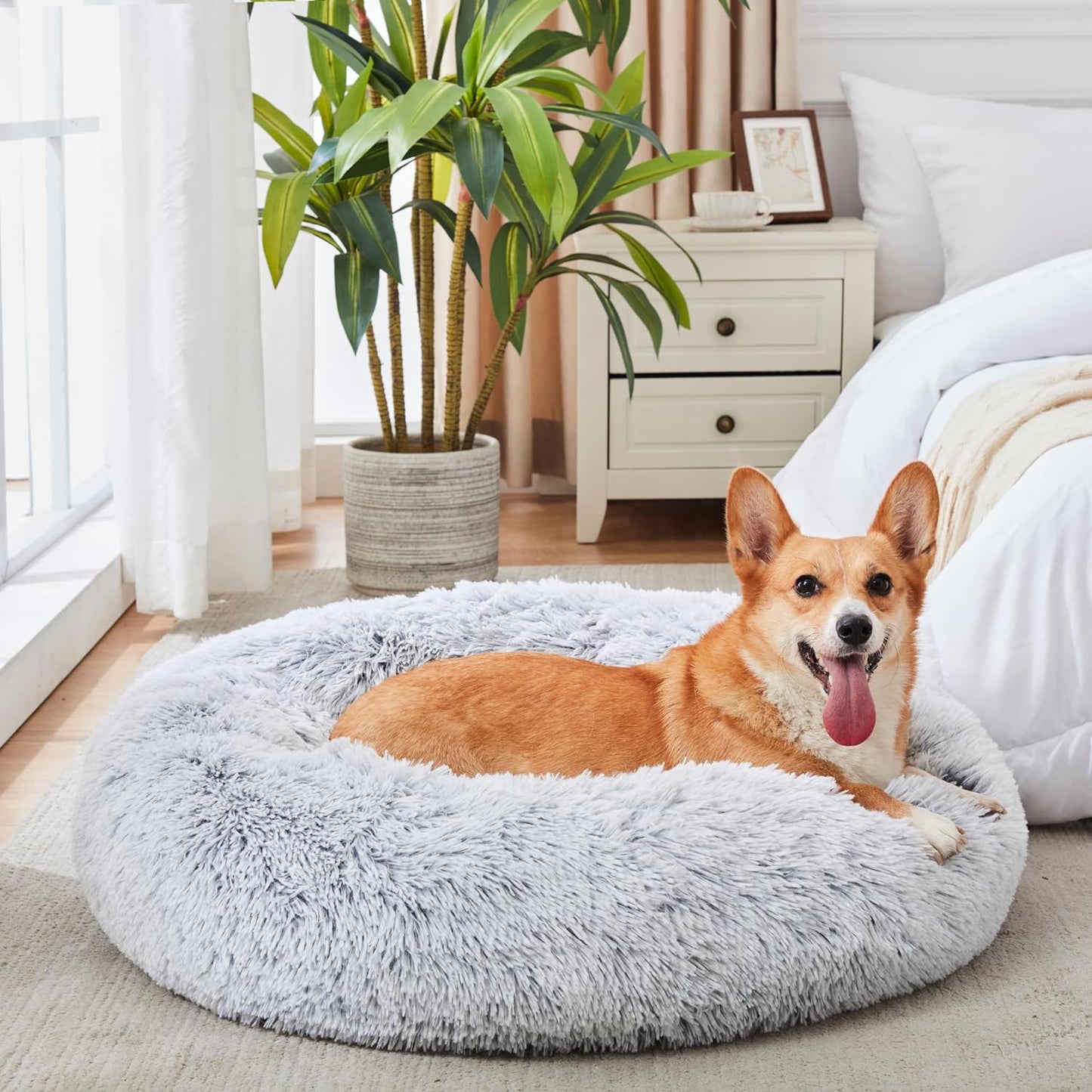 Ultimate Calming Donut Dog & Cat Bed - Cozy Faux Fur Cushion for Small to Medium Pets